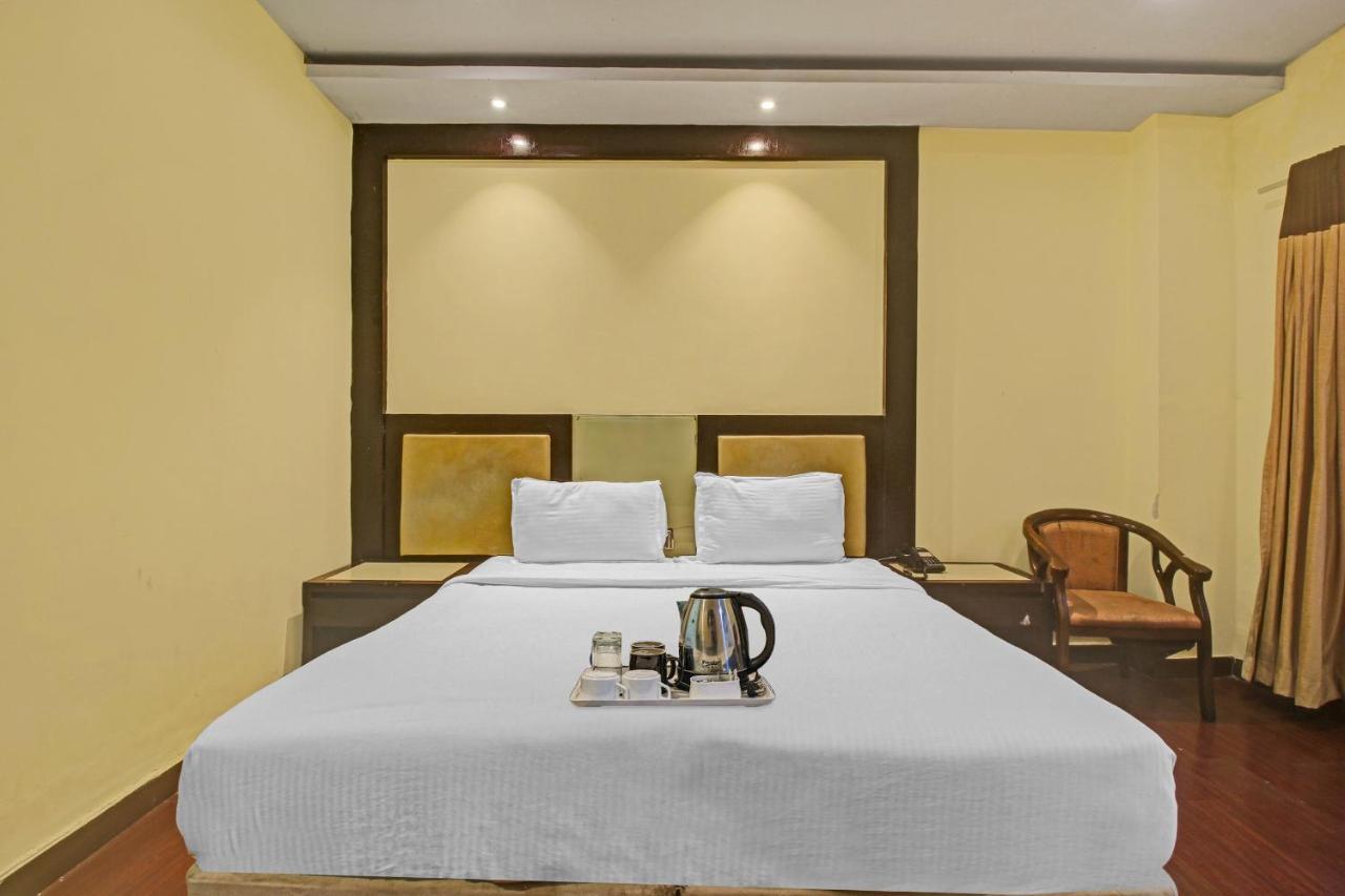 海得拉巴 Oyo Townhouse 707 Grand Krishna酒店 外观 照片