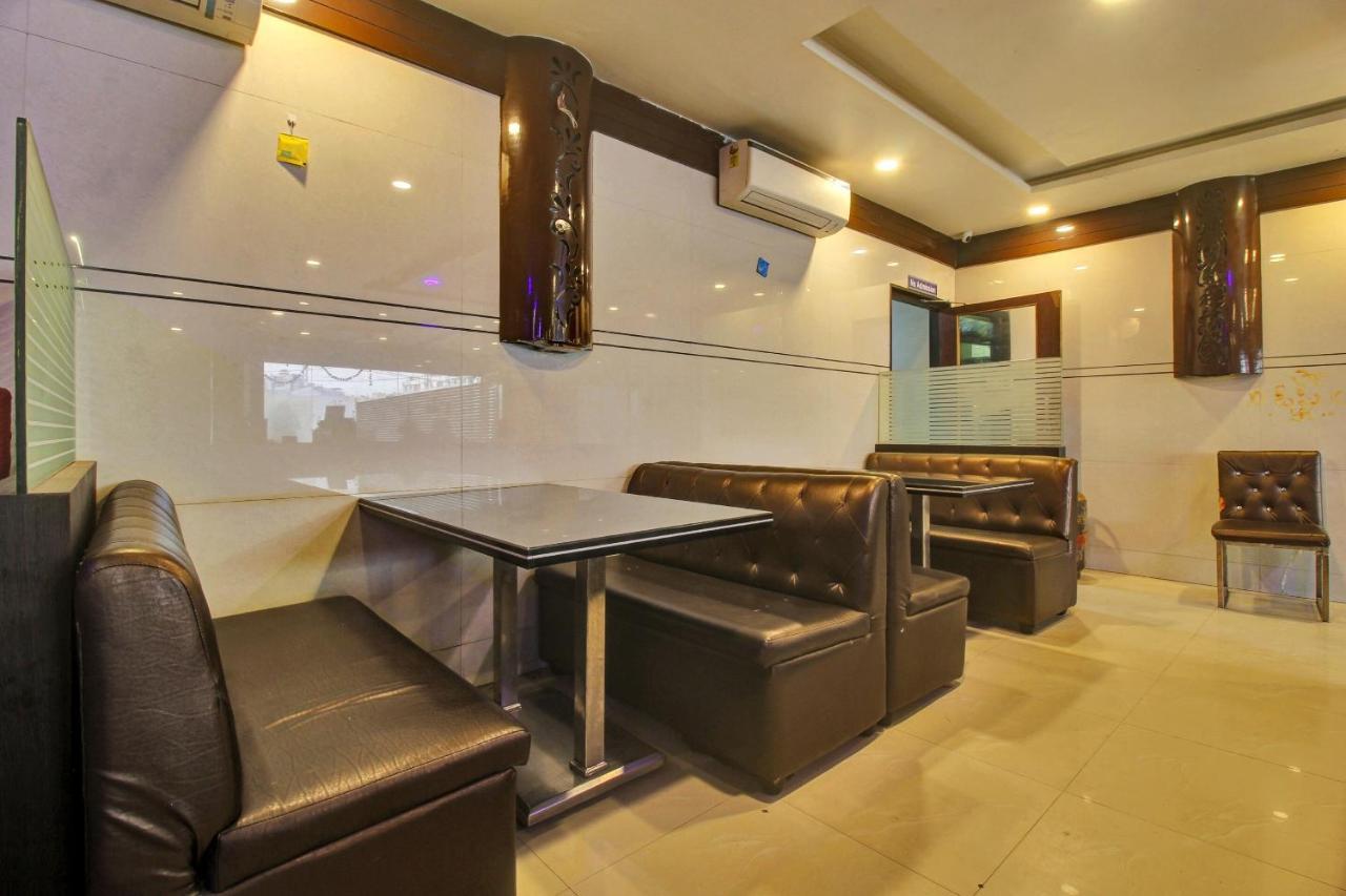海得拉巴 Oyo Townhouse 707 Grand Krishna酒店 外观 照片